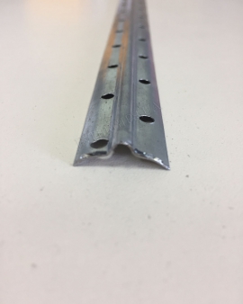 Рейка маячна штукатурна оцинкованая с загибом 6ммx3м (0,30мм)